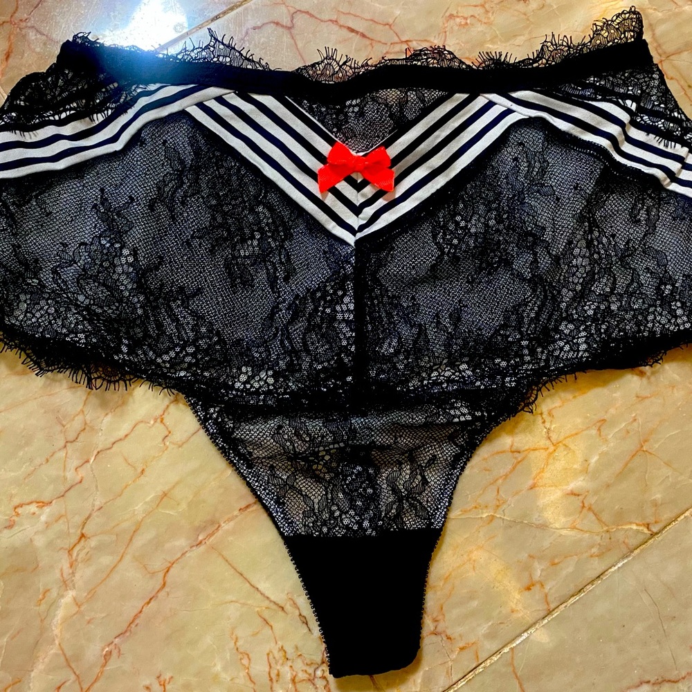 Victoria Secret panties S